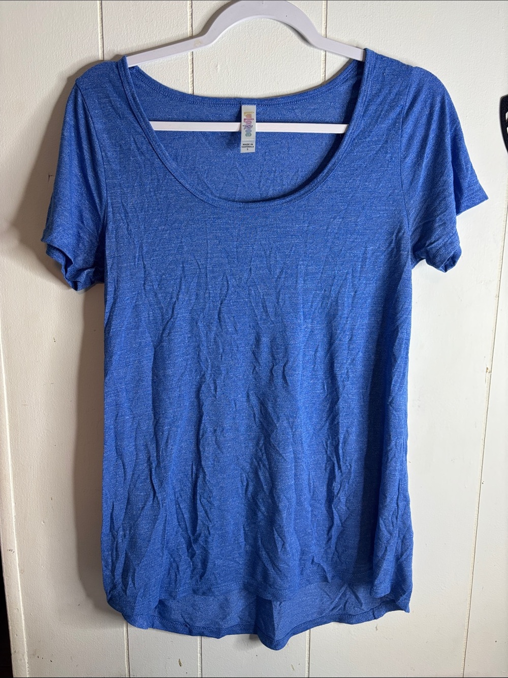 494 - Scoop Neck Blue Women’s Tee - (Brand: LuLaRoe)
